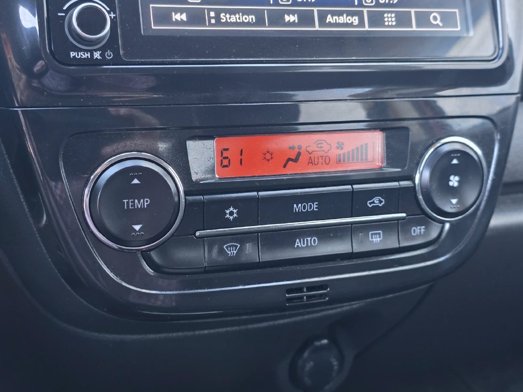 Used 2024 Mitsubishi Mirage ES FWD image 14