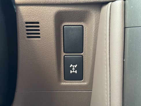 Used 2019 Lexus GX 460 Premium AWD/4WD image 23