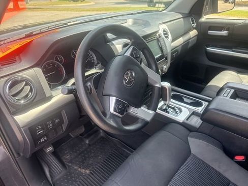 Used 2017 Toyota Tundra SR5 w/ TRD Off Road Package image 22
