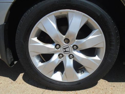 Used 2009 Honda Accord EX image 19