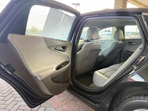 Used 2022 Chevrolet Malibu LS w/ Driver Confidence Package II image 24