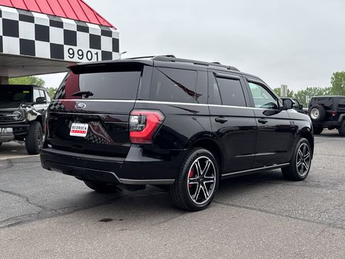 Used 2020 Ford Expedition Limited w/ Equipment Group 303A AWD/4WD image 7
