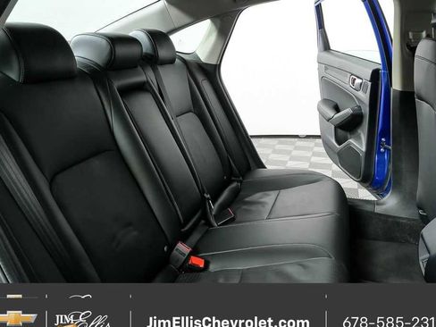 Used 2024 Honda Civic Touring image 22