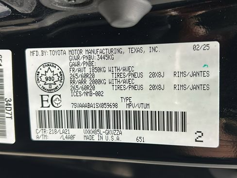 Used 2025 Toyota Sequoia Limited image 42