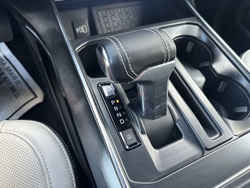 Used 2025 Ford F150 Lightning Platinum AWD/4WD image 23