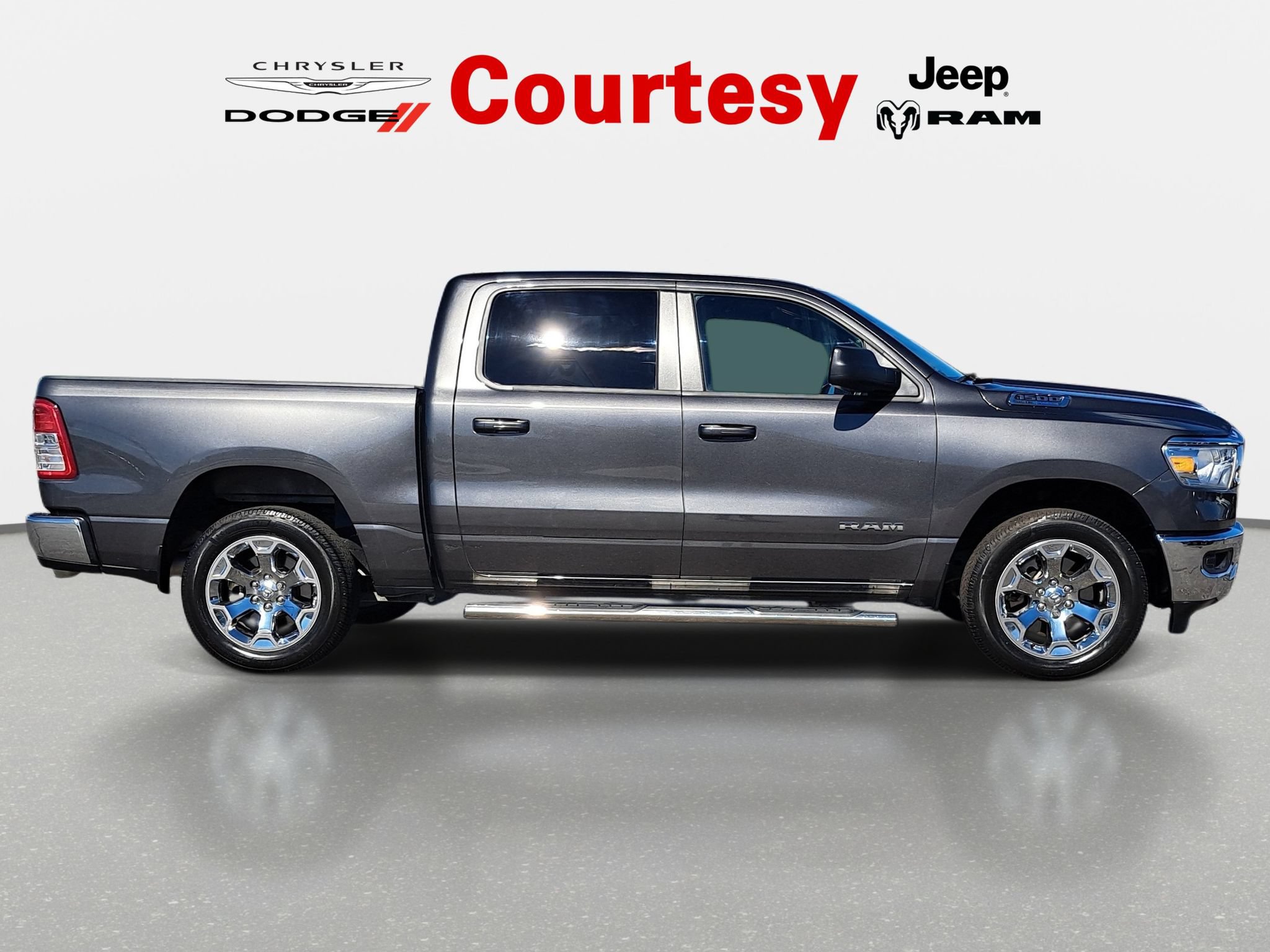 Certified 2022 RAM 1500 Big Horn AWD/4WD image 3