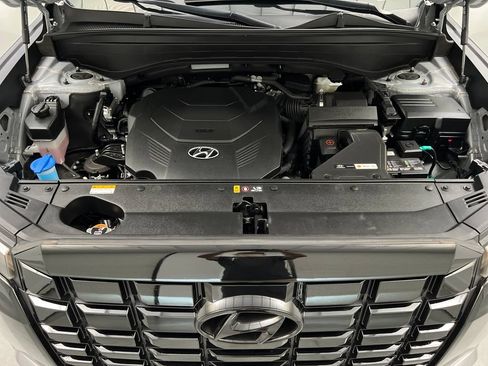 Used 2024 Hyundai Palisade Limited AWD/4WD image 85