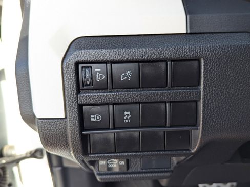 Used 2024 Toyota Tacoma TRD Sport image 30