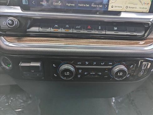 Used 2025 Chevrolet Silverado 1500 LT RWD image 21