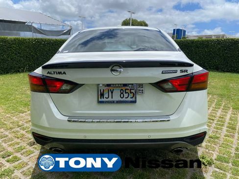 Used 2022 Nissan Altima 2.5 SR w/ Midnight Edition Package FWD image 6