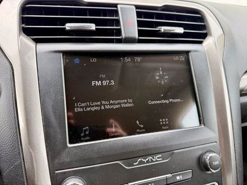 Certified 2019 Ford Fusion SE w/ Equipment Group 151A FWD image 22