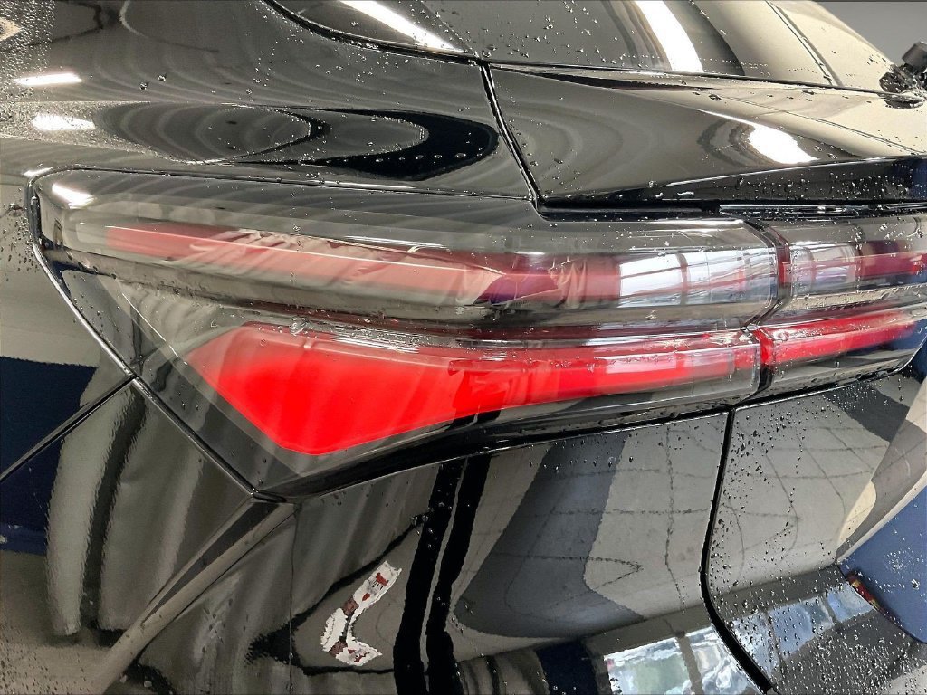 Used 2024 Chevrolet Equinox EV LT w/ Active Safety Package 3 FWD image 34
