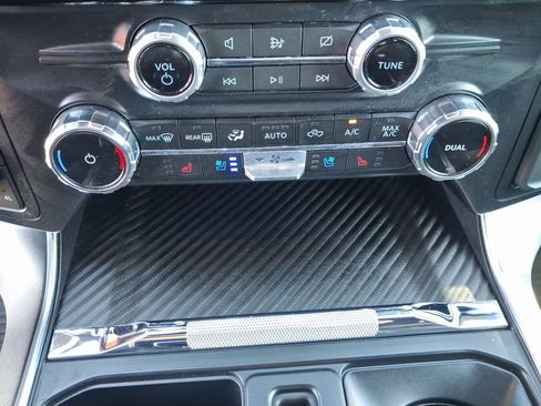 Used 2023 Ford F150 Raptor R w/ Equipment Group 802A Raptor R AWD/4WD image 19
