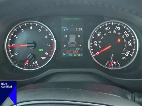 Used 2022 Toyota RAV4 XLE Premium FWD image 20