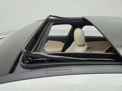 Certified 2023 Mercedes-Benz CLA 250 image 16