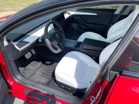 Used 2022 Tesla Model 3 Performance image 13