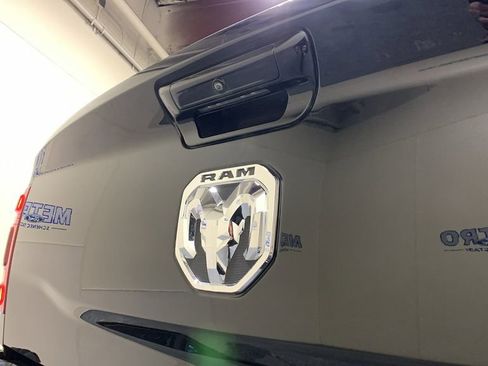 Used 2024 RAM 2500 Big Horn w/ Level 2 Equipment Group image 18