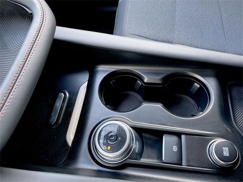 Used 2025 Ford Explorer Active image 20