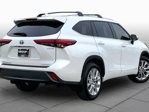 Used 2023 Toyota Highlander Limited AWD/4WD image 13