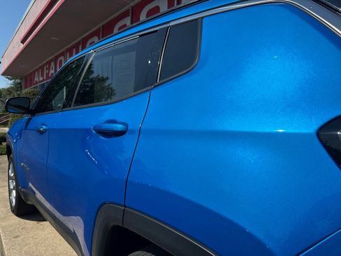Used 2022 Jeep Compass Latitude AWD/4WD image 13