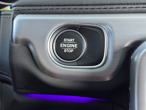 Used 2022 Mercedes-Benz G 63 AMG Squared image 27