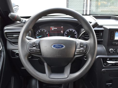 Used 2024 Ford Explorer 4WD Police Interceptor image 14
