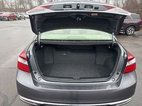 Used 2017 Honda Accord Touring image 29