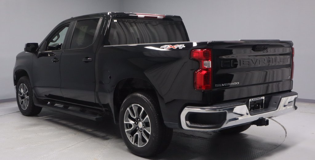 Used 2025 Chevrolet Silverado 1500 LT AWD/4WD image 7