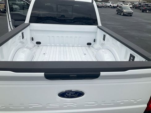 New 2026 Ford F250 XL AWD/4WD image 19