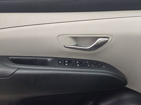 Used 2025 Hyundai Tucson SEL FWD image 17