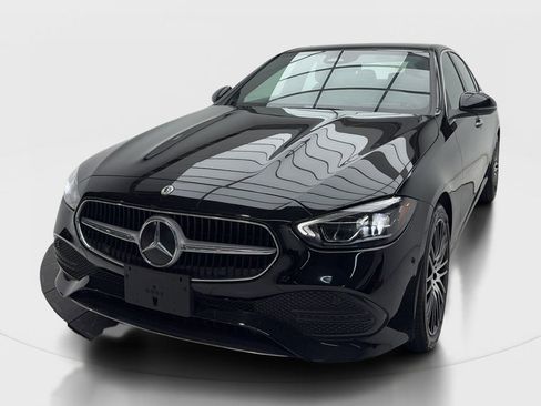 Used 2025 Mercedes-Benz C 300 Sedan image 4