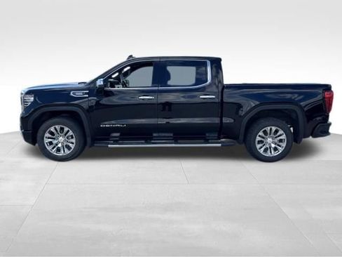 Certified 2023 GMC Sierra 1500 Denali w/ Technology Package AWD/4WD image 2