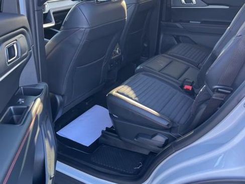 New 2026 Ford Explorer ST-Line w/ ST-Line Street Pack AWD/4WD image 30