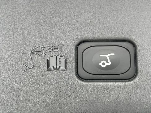 New 2026 Lincoln Nautilus Reserve w/ Jet Appearance Package image 31