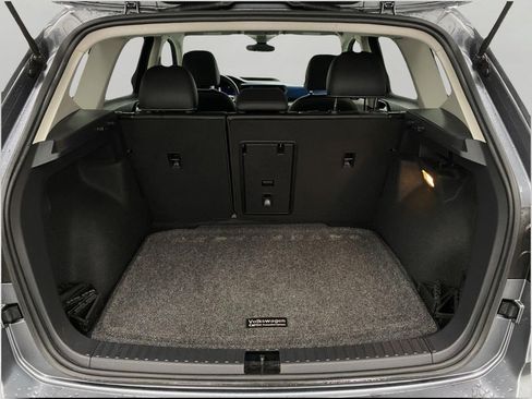 Used 2023 Volkswagen Taos SE w/ Panoramic Sunroof Package AWD/4WD image 6