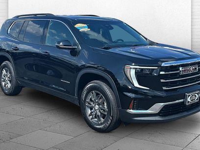 Used 2025 GMC Acadia Elevation