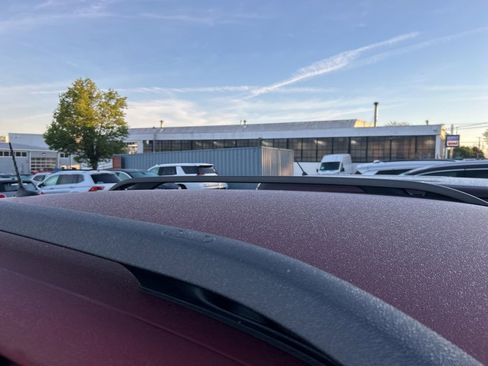 Used 2019 Jeep Cherokee High Altitude AWD/4WD image 9