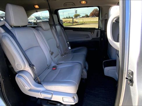 Used 2024 Honda Odyssey EX-L image 17