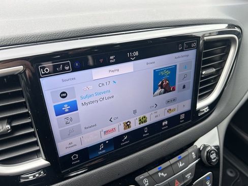 New 2026 Chrysler Voyager LX image 30