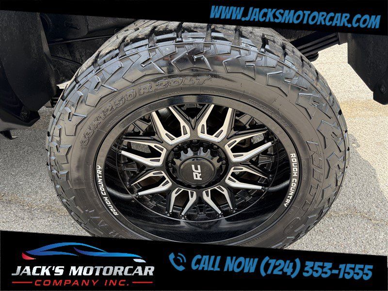 Used 2024 RAM 3500 Tradesman w/ Chrome Appearance Group AWD/4WD image 37