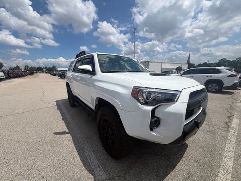 Used 2024 Toyota 4Runner TRD Pro AWD/4WD image 2