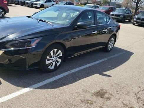 Certified 2024 Nissan Altima 2.5 S image 2