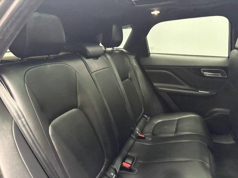 Used 2020 Jaguar F-PACE Premium image 50