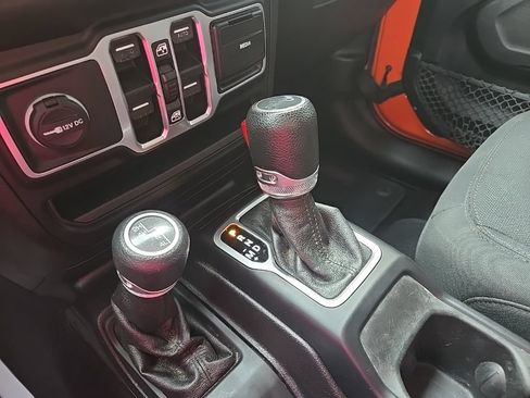 Used 2018 Jeep Wrangler Unlimited Sport S AWD/4WD image 57