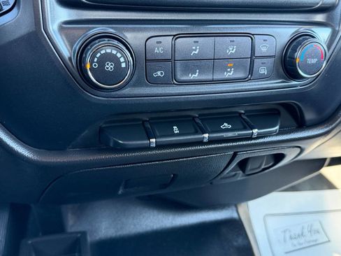 Used 2019 Chevrolet Silverado 2500 W/T image 37