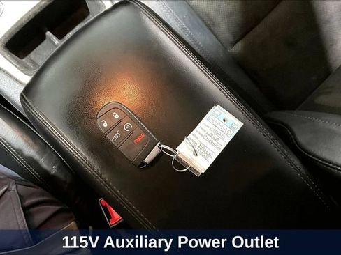Used 2020 Jeep Grand Cherokee Altitude AWD/4WD image 46