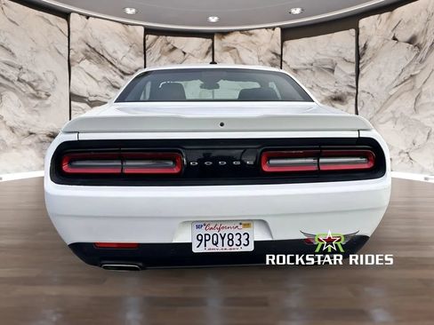 Used 2022 Dodge Challenger GT RWD image 7