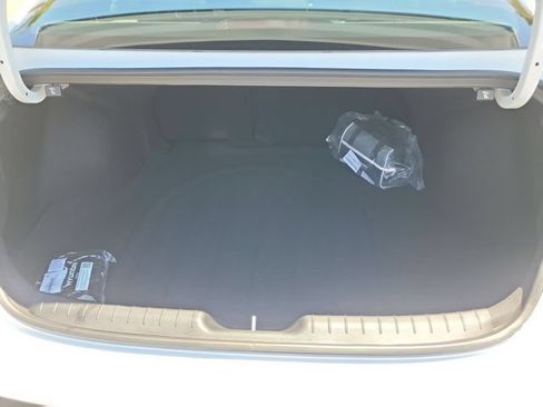 New 2026 Hyundai Elantra SEL Sport FWD image 26