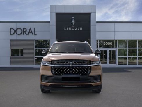 New 2026 Lincoln Navigator L Black Label AWD/4WD image 6