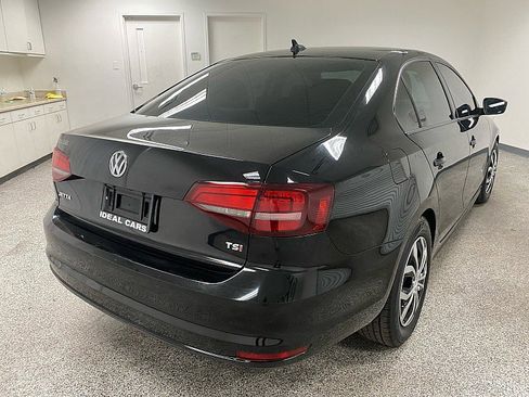 Used 2016 Volkswagen Jetta S image 5